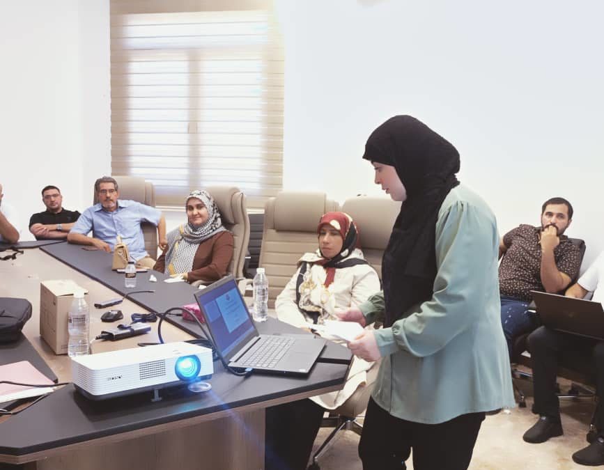 جامعة بنغازي تشهد مناقشة مقترحات رسائل ماجستير في تخصصات الفيزياء المتنوعة