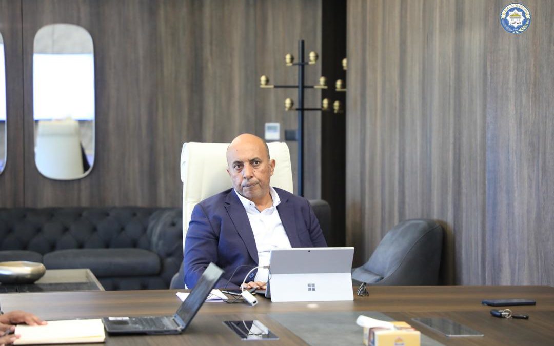 اللجنة التحضيرية للمؤتمر الخامس للكيمياء في تطبيقاتها تعقد اجتماعًا مع رئيس المؤتمر