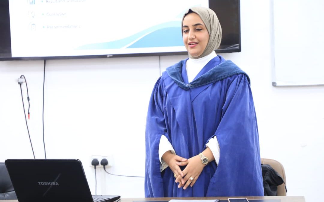 مناقشة رسالة ماجستير بكلية العلوم في تخصص علم وظائف الأعضاء