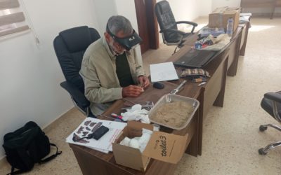 قسم علوم الأرض يستضيف عالم حفريات دوليًا لدراسة عينات حفريات ليبية